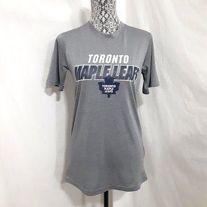 Toronto Maple Leafs Tee Women Size Small NHL Hockey